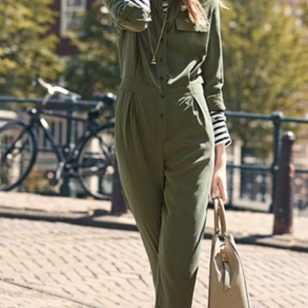 Banana Republic jumpsuit NWOT